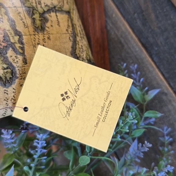 Patricia Nash European Map Clutch Free Shipping - Picture 3 of 11